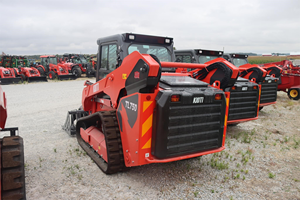NUEVA Minicargadora de Dirección Deslizante Cerrada KIOTI TL750 Flow Plus de 74 HP, Maquinaria para Construcción y Edificación, Maquinaria para Movimiento de Tierras, Minicargadoras - Product Image 3