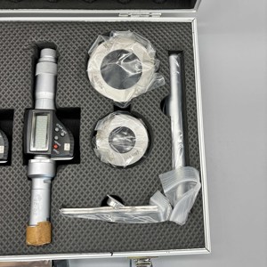 Micrometro Digitale a 3 Punti per Interni 20-50mm 0.01mm per Misurazioni di Grandi Diametri - Product Image 1