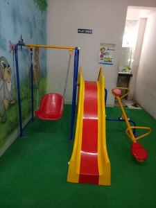 สไลด์สนามเด็กเล่นในสวนสำหรับเด็ก - Product Image 3