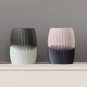 Vase ondulé organique imprimé en 3D à lumière LED Objet décoratif pour intérieur de maison minimaliste moderne ou d'hôtel contemporain - Product Image 2