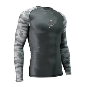 Chemise de compression unisexe à manches longues UPF50 respirante en polyester et élasthanne pour le Jiu Jitsu et le MMA, avec logo personnalisé - Product Image 4