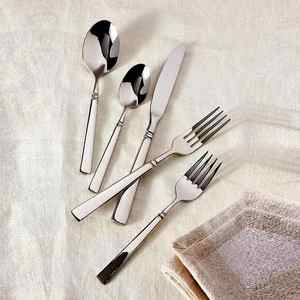 Elegante y duradero apto para lavavajillas de acero inoxidable 304, juego de cubiertos ecológicos seguros para alimentos, mango de diseño real para negocios - Product Image 4