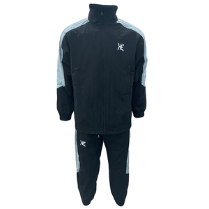 Chándal de nailon personalizado para hombre, conjunto deportivo para correr de retazos, conjunto de carga con logotipo bordado, jersey para correr, conjunto cortavientos con cremallera de 2 piezas - Product Image 1