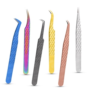 แหนบถอนขนตาสแตนเลสแบบญี่ปุ่นกึ่งโค้งตรงพร้อมปลายแหลมใช้งานได้กับแรงดึงเบาๆ - Product Image 1