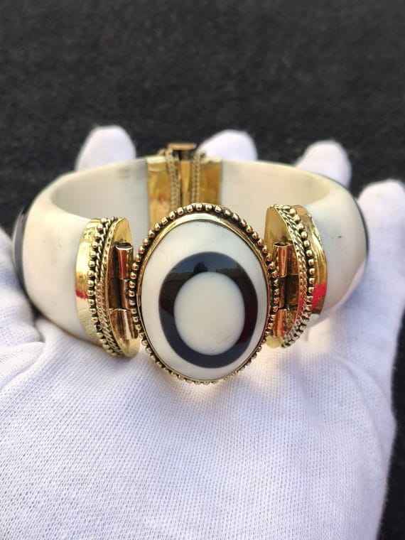 ธรรมชาติ