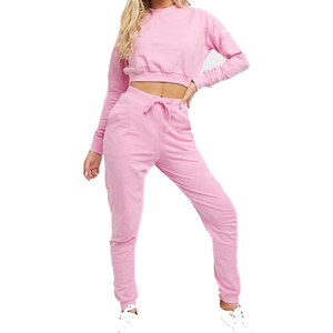 ชุดวอร์มผู้หญิงแบบสองชิ้น ชุดลำลอง ผ้าเนื้อนุ่ม สวมใส่สบาย เหมาะสำหรับใส่ในชีวิตประจำวัน ใช้ในบ้าน และสไตล์สตรีท - Product Image 1