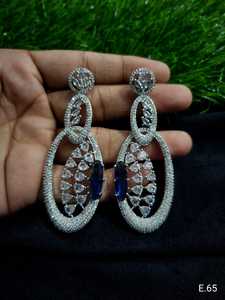 CONJUNTO DE PENDIENTES ESTILO CLÁSICO DE DIAMANTE AMERICANO PARA BODAS CONJUNTO DE PENDIENTES ESTILO CLÁSICO DE MODA PARA MUJER Y NIÑA - Product Image 2