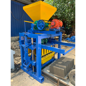 Machine à fabriquer des briques QTJ4-<span class=keywords><strong>25</strong></span> avec bloc moteur et boîte <span class=keywords><strong>de</strong></span> vitesses, cycle <span class=keywords><strong>de</strong></span> moulage <span class=keywords><strong>de</strong></span> <span class=keywords><strong>25</strong></span> secondes, fonctionnement facile et <span class=keywords><strong>prix</strong></span> compétitif - Product Image 4