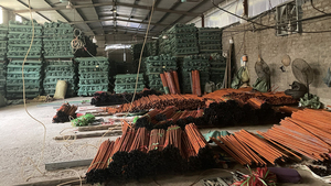 Disposable Eco-Friendly Mexican Thread Wooden <b>Broom</b> <b>Handle</b> Italian Screw Sanding Direct From Vietnam Manufacturer - Product Image 4