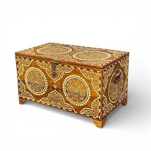 Boîte à bijoux élégante en bois vintage Mandala avec un design complexe - Product Image 1