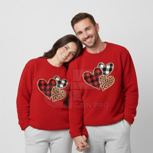 Sudadera Romántica con Temática de San Valentín, Cálida y Suave al Tacto, Estilo Moderno para Atuendos Casuales y Colección de Temporada Festiva - Product Image 4