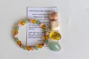 Kit de Cristales de Buena Suerte de la Mejor Calidad, Piedras Pulimentadas para Meditación, Sanación y Conexión con la Tierra, Set de Regalo Ecológico para las Fiestas - Product Image 1