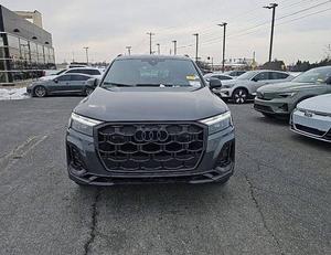 สภาพดีเยี่ยม มือสอง ปี 2025 Audi SQ7 - Product Image 1