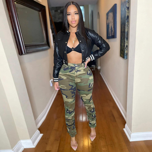 Chaqueta Universitaria Personalizada de Cuero Genuino Rojo a Cuadros, Cortavientos, Transpirable, para Mujer, Estilo Bomber, con Letras de Béisbol - Product Image 4