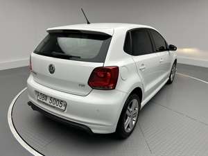 Volkswagen Polo 1.6 TDI R-LINE 2014 en Buen Estado, Auto Usado Coreano en Venta, 300auto Export - Product Image 4