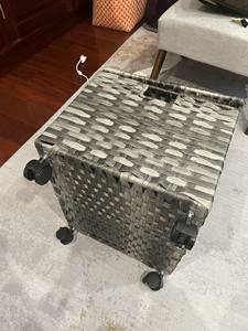 Panier de rangement écologique en jacinthe tissée à la main, plateau de service décoratif et organisateur pour la maison - Product Image 3