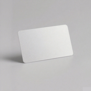 2025 Hot Sale Custom PVC RFID Smart <span class=keywords><strong>Card</strong></span> 13.56mhz 125khz Proximity ID Badge Printing Bedrijfskaart Waterdicht Hotel Kantoor - Product Image 2