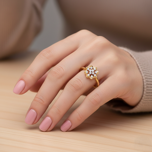 แหวนทองประดับเพชรรูปดอกไม้สุดหรูสำหรับผู้หญิง งานแต่งงาน งานหมั้น ของขวัญ - Product Image 3