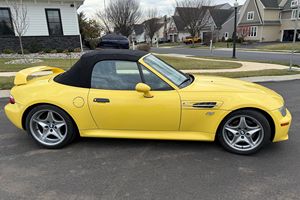 BMW Z3 M Roadster 2000 d'occasion en bon état, boîte manuelle 5 vitesses, jaune Dakar, comprenant un compresseur Dinan, hardtop inclus - Product Image 3