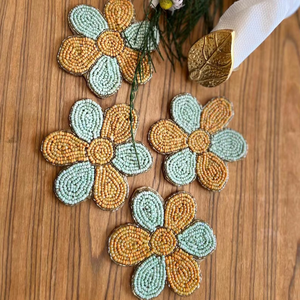 Posavasos Clásicos Hechos a Mano con Cuentas de Alta Calidad - Regalos Religiosos Portátiles para Iglesia con Respaldo de Poliéster Ecológico y Logotipo Personalizado (4x4) - Product Image 1