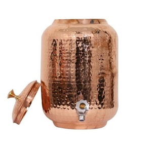 Meilleur distributeur d'eau supérieur en cuivre avec verre et ensemble de support distributeur de cuivre pour l'eau fabriquée en Inde - Product Image 3