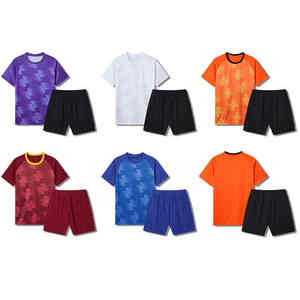 2025 venta al por mayor en conjunto de fútbol listo terminado uniforme kits de fútbol envío rápido personalización camisetas de fútbol - Product Image 1