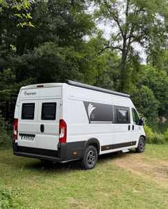 Autocaravana de Techo Alto 4X4 para Viajes - Product Image 5