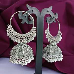 Proveedor de pendientes de novia antiguos oxidados indios, Pendientes colgantes de aro con cuentas, pendientes Jhumka, fabricante indio, joyería para mujer - Product Image 2