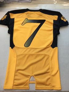 Latest Design Short Sleeve American Football Uniform Premium Quality 100% Polyester Customizable in Wholesale Price - Product Image 5