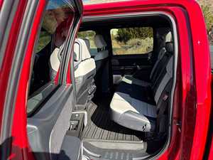 F-150 Lightning 2024, entretenu avec soin, double moteur, 4 roues motrices, batterie à autonomie étendue, rouge rapide, cuir gauche, R18 - Product Image 6