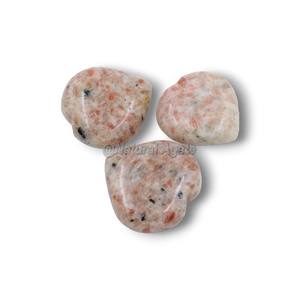 Último superventas de cuarzo rosa hinchado Mini corazones Corazón de bolsillo hinchado Corazón de cristal fácil de llevar para la meditación energía positiva - Product Image 2