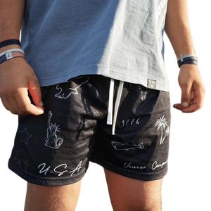 Logo personnalisé sur tout le short en maille imprimé par sublimation avec poches short de bain décontracté en maille pour la plage - Product Image 2