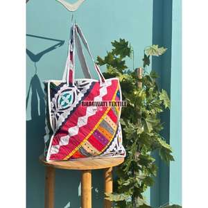 Vente en gros Nouveau sac de travail en coton fourre-tout Patchwork Design Canvas Usage quotidien Voyage Plage Épicerie Logo Motif Cadeau parfait - Product Image 5