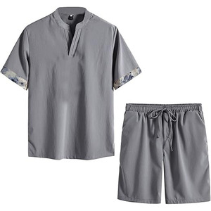 Ensemble de vêtements de sport deux pièces sur mesure pour hommes T-shirt à manches courtes imprimé en coton respirant et short pour l'été - Product Image 3