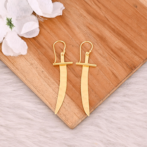Or jaune plaqué laiton épée martelé Designer boucles d'oreilles minimaliste boucle d'oreille mode bijoux cadeau pour elle bijoux à la mode - Product Image 5