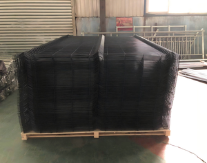 Panneau de clôture en maille en V incurvée 3D de 1,80 m de haut, revêtu de <span class=keywords><strong>PVC</strong></span> de haute qualité, clôture de sécurité de jardin en fil métallique soudé galvanisé - Product Image 6