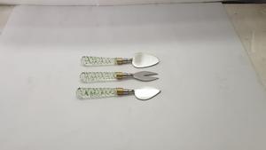 Ensemble d'ustensiles de cuisine en bois faits à la main Vaisselle en bois naturel avec miroir Cuillère à la main d'Artes Designs fabriquée en Inde - Product Image 4