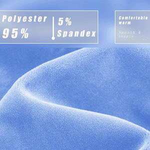 Sudadera de terciopelo personalizable con cuello redondo para mujer, calidad superior, ajuste cómodo, perfecto para la temporada de invierno - Product Image 5