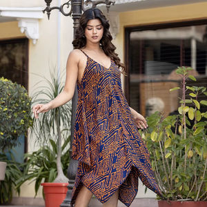 100% robe d'été en rayonne écologique sérigraphiée à fleurs avec des motifs ethniques fabriqués à la main respirant tenue décontractée quotidienne - Product Image 1