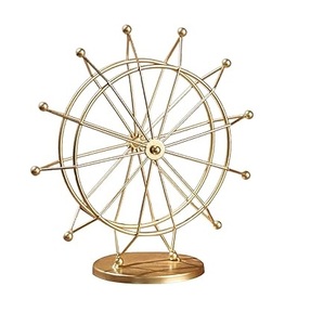 Grande sculpture en métal de conception de luxe et de tendance avec fini plaqué or pour la décoration d'hôtel de bureau à domicile prix de gros. - Product Image 1