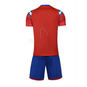 2024 uniforme de fútbol de poliéster de secado rápido personalizado de alta calidad último diseño logotipo personalizado jugador superior nombre personalizado adultos conjuntos - Product Image 2