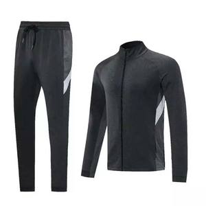 Chándal de hombre ajustado hecho a medida 2023, trajes de jogging de poliéster y algodón de alta calidad, de talla grande ecológica para invierno - Product Image 1