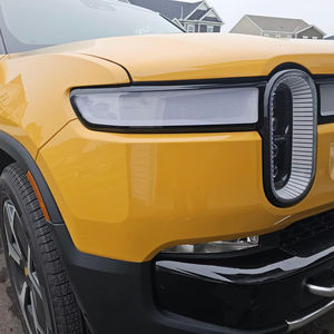 Rivian R1S Adventure Edition 2023, Amarillo Brújula, Motor Cuádruple, Tracción en las Cuatro Ruedas, Paquete de Batería de Litio Grande, Caja de Cambios Automática, Cuero, Volante a la Izquierda, R18 - Product Image 1