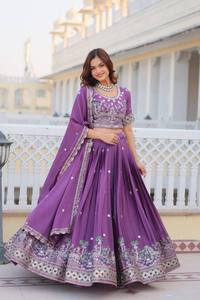Conjunto de alta calidad de estilo tradicional Floral bordado Chinon Lehenga Choli nuevo trabajo de lentejuelas Zari para Indio paquistaní - Product Image 3