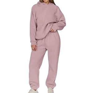 Chándal con capucha de Invierno para mujer, conjuntos de lana personalizados con patrón impreso, pantalones de chándal rojos ligeros transpirables - Product Image 1
