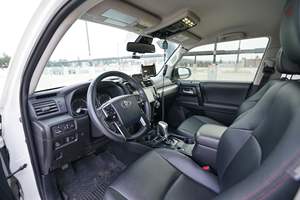 Toyota 4Runner TRD Off-Road Premium <span class=keywords><strong>4x4</strong></span> <span class=keywords><strong>2021</strong></span> d'occasion, moteur V6 4.0L, 4 roues motrices, modifications importantes, provenance occidentale - Product Image 4