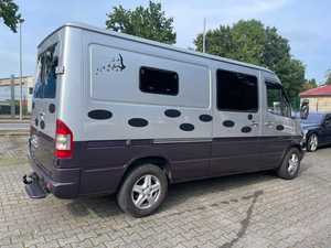 Sprinter d'occasion 2020, Van AWD, sièges en cuir R20, boîte de vitesses automatique ACC, transmission intégrale, conduite à gauche, sièges en cuir, pneus R18, berline Euro IV - Product Image 4