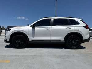 SUV CR-V Híbrido 2024 Blanco Usado, Tracción en las Cuatro Ruedas, Control de Crucero Adaptativo, Llantas de Aleación R17, Asientos de Cuero, Arranque Remoto, Bluetooth, Asientos con Calefacción - Product Image 2