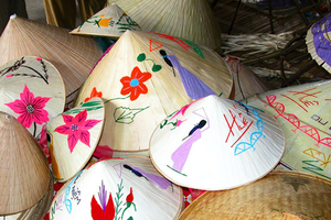 Non La Palm Leaf Hat de Vietnam Regalo perfecto para eventos culturales - Product Image 6