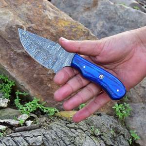Cuchillo de caza de acero de Damasco hecho a mano, modelo S31 de tamaño personalizado con mango de madera azul para acampar, soporte OEM - Product Image 4